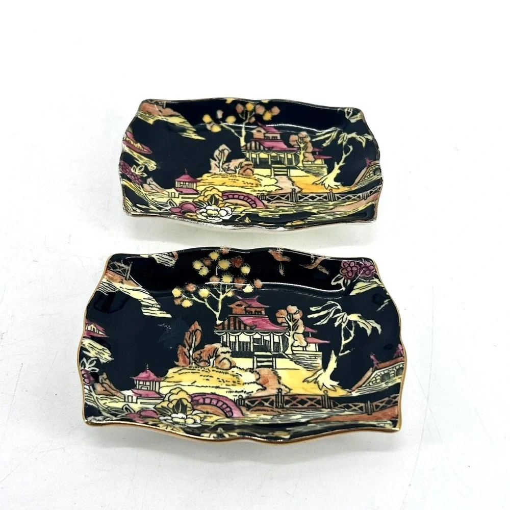 Royal Winton Grimwades Pekin Pin Tray Trinket Dish Set Black Gold Set of 2 VTG